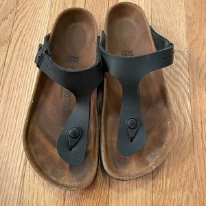 Black Birkenstock’s